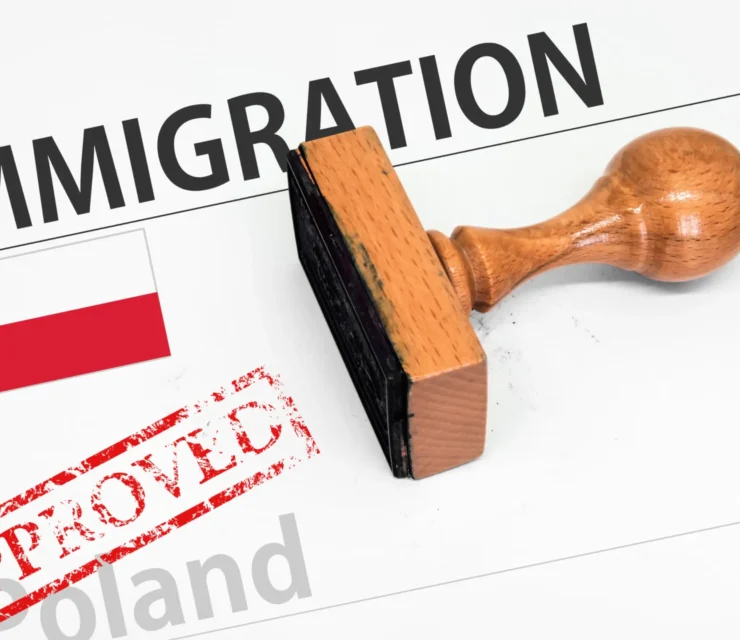 Losing steam, Polish government plays immigration card